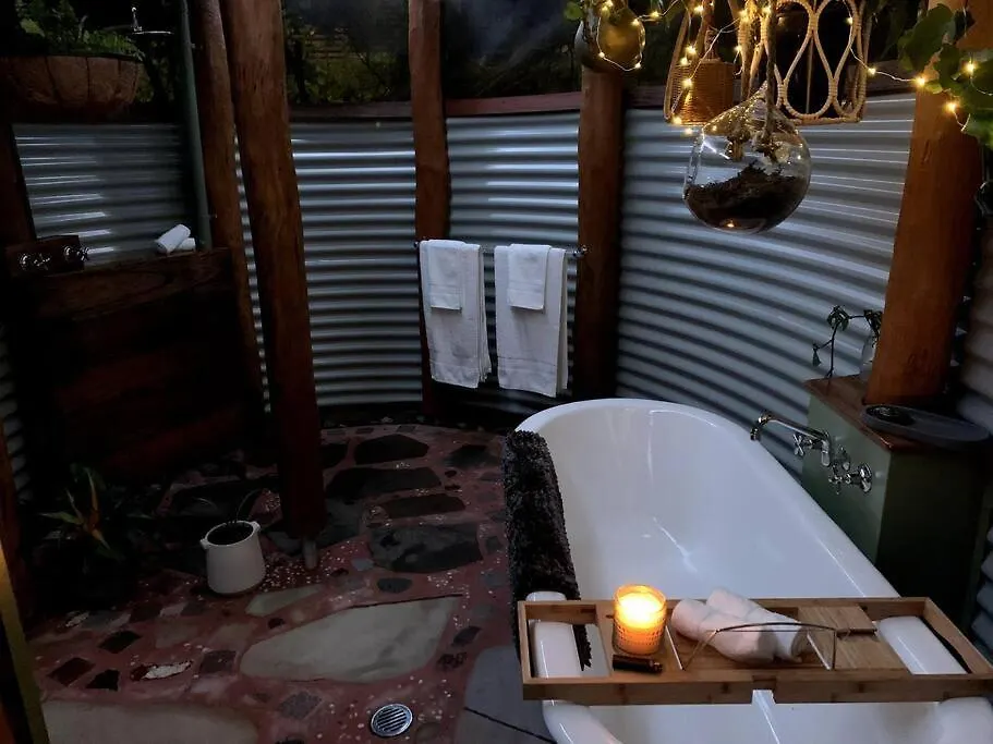 Yurts Of Currumbin Valley 0*,
